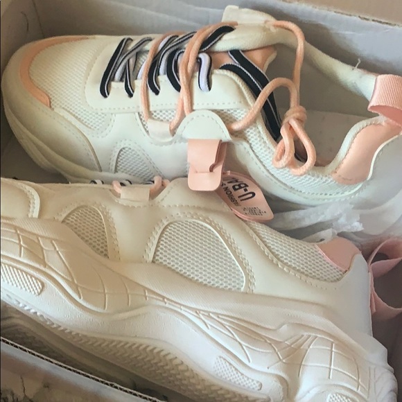 Shoes - Picture 1 of 5